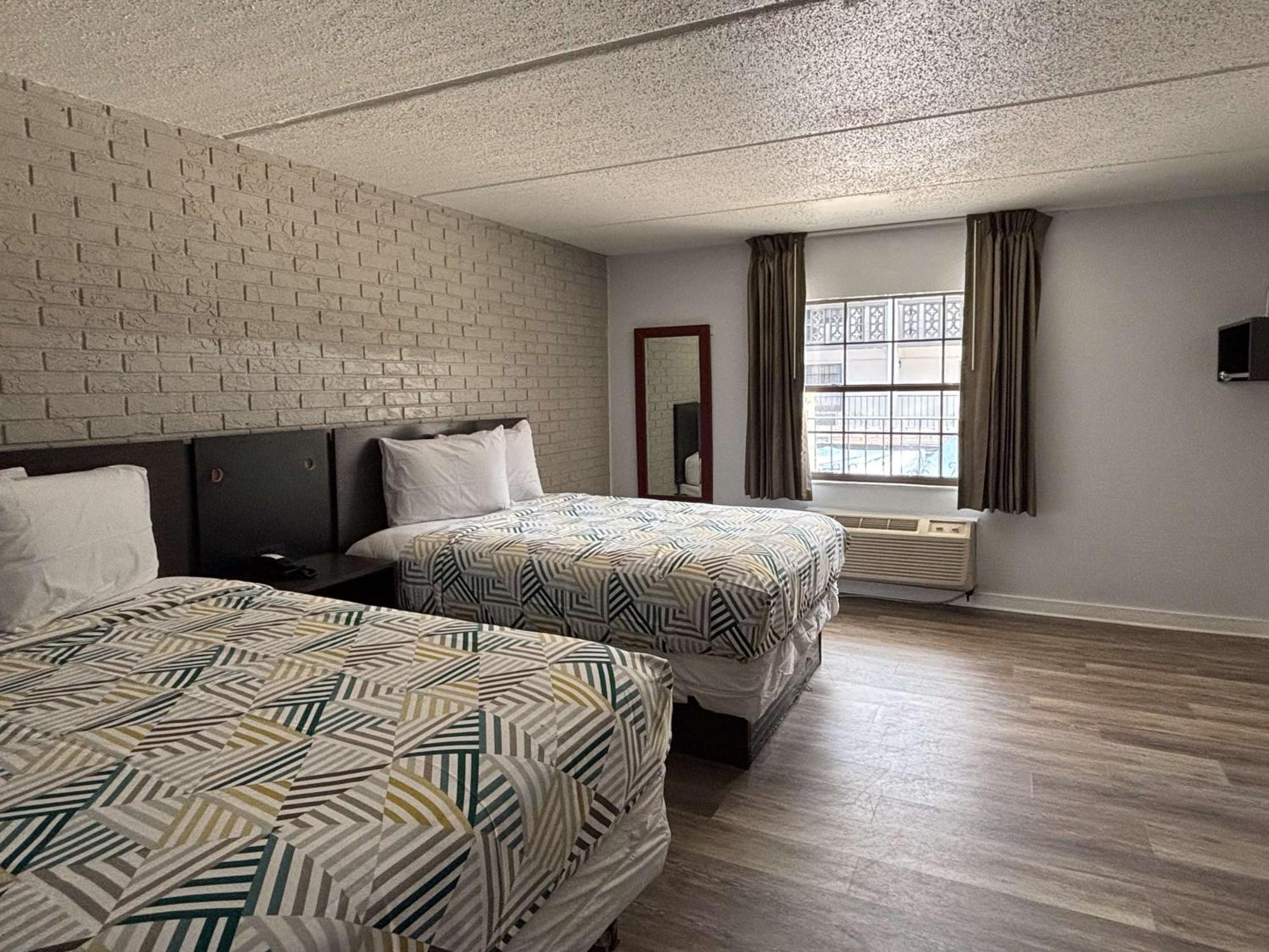 Motel 6 Tallahassee, Fl North Monroe Экстерьер фото