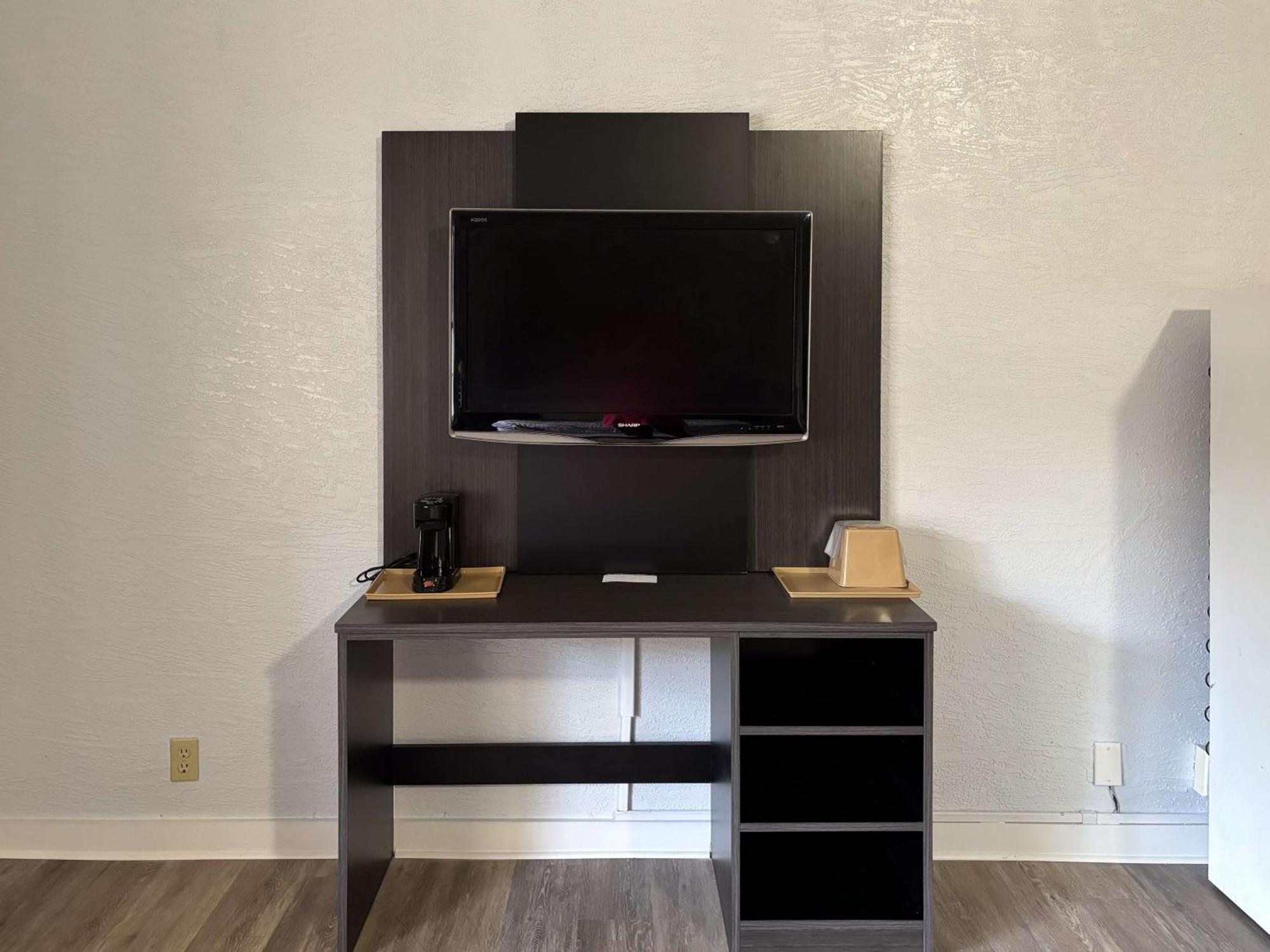 Motel 6 Tallahassee, Fl North Monroe Экстерьер фото