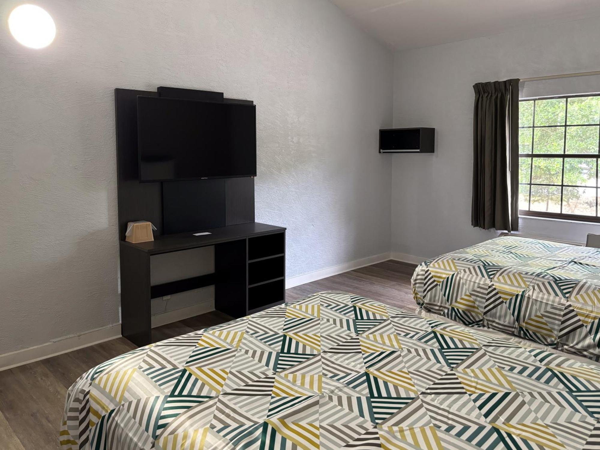 Motel 6 Tallahassee, Fl North Monroe Экстерьер фото