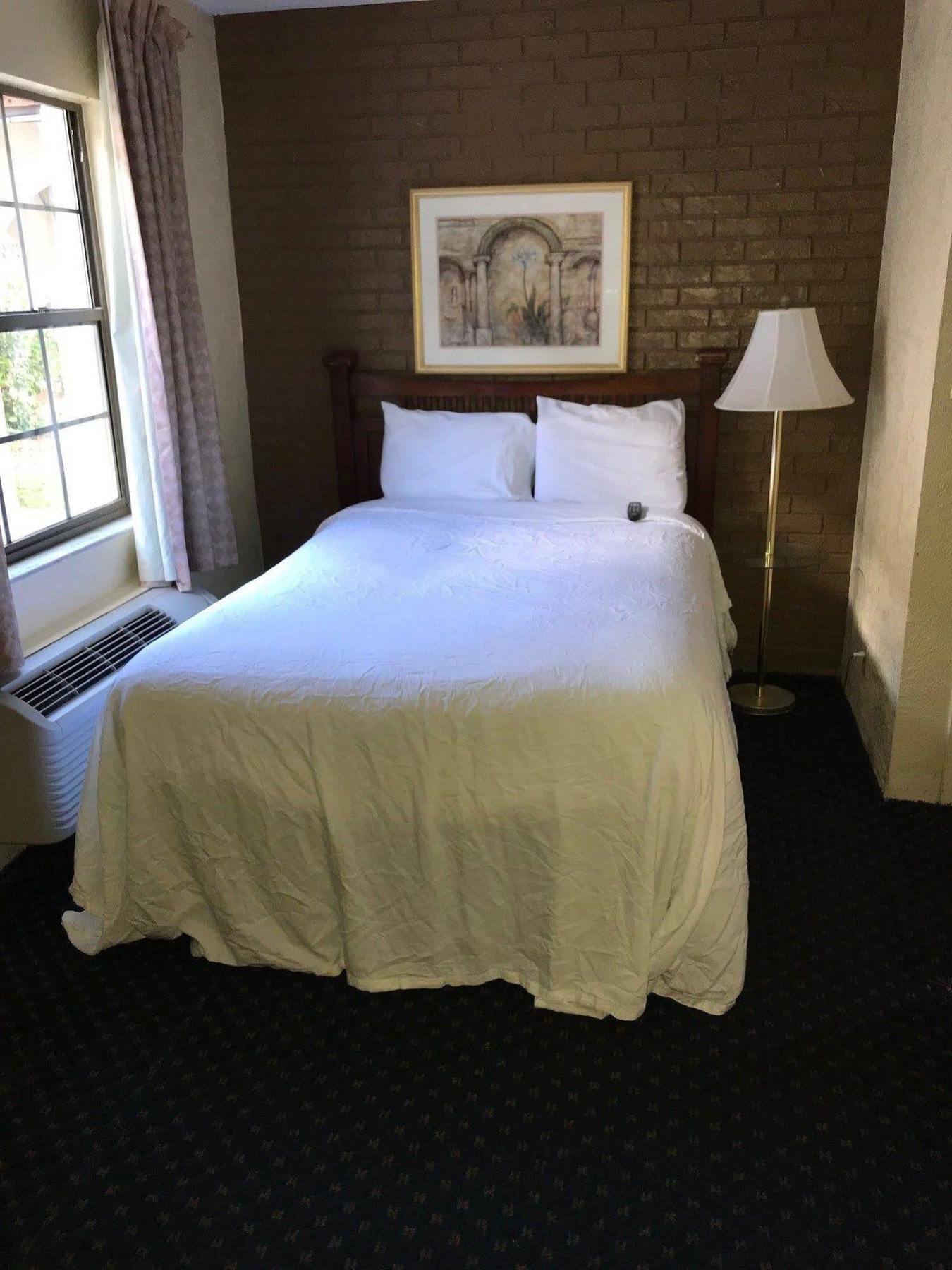 Motel 6 Tallahassee, Fl North Monroe Экстерьер фото