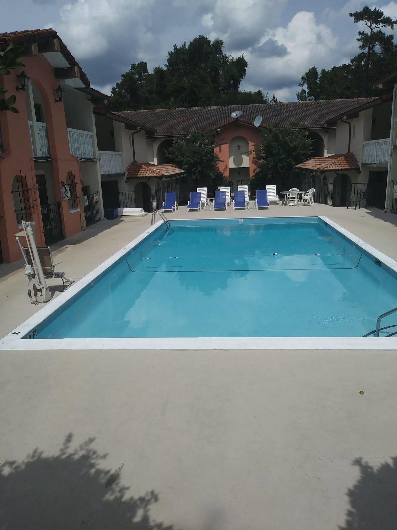 Motel 6 Tallahassee, Fl North Monroe Экстерьер фото